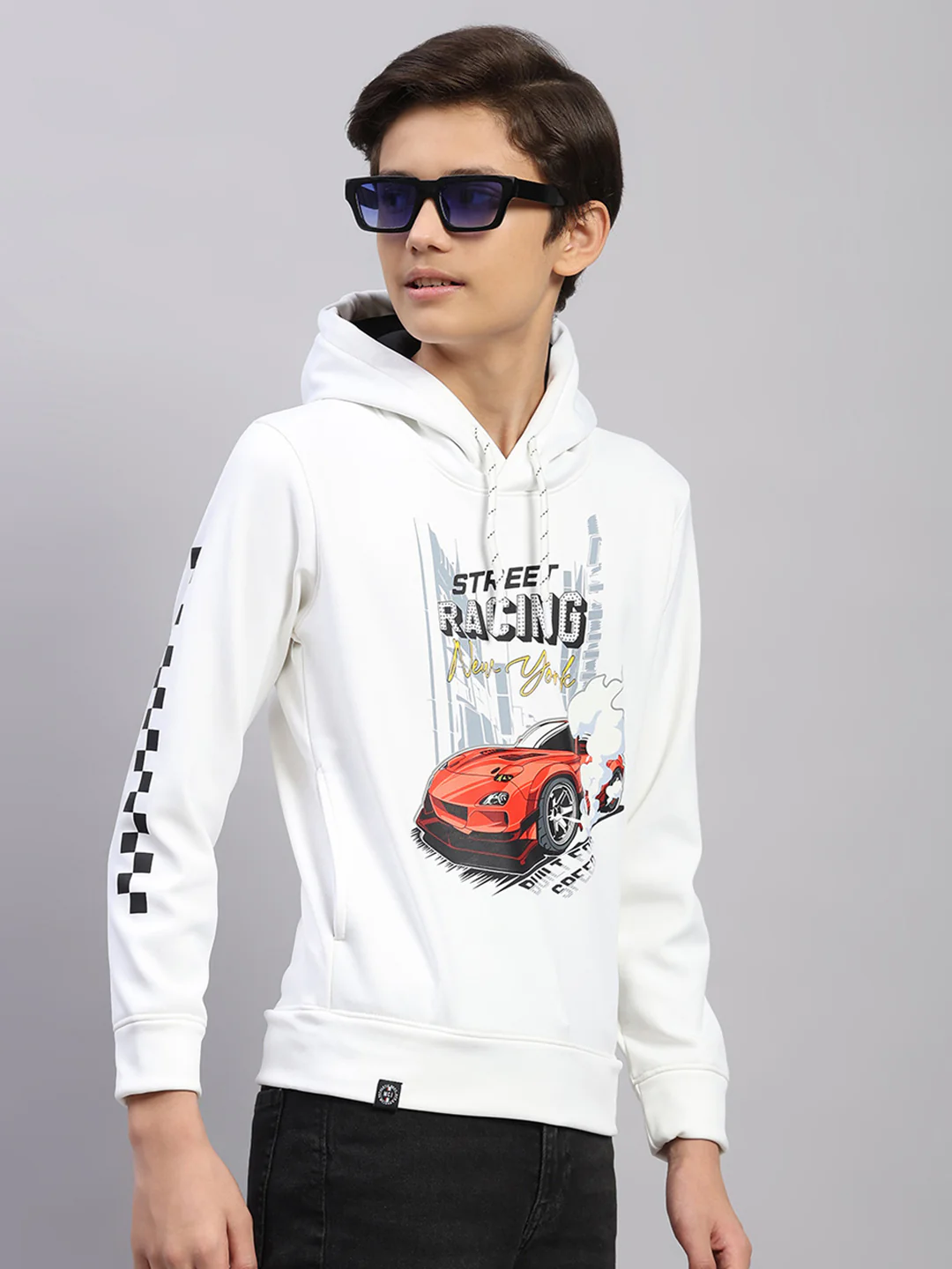 Boys White Printed Round Neck Full Sleeve Sweatshirt - Image 4