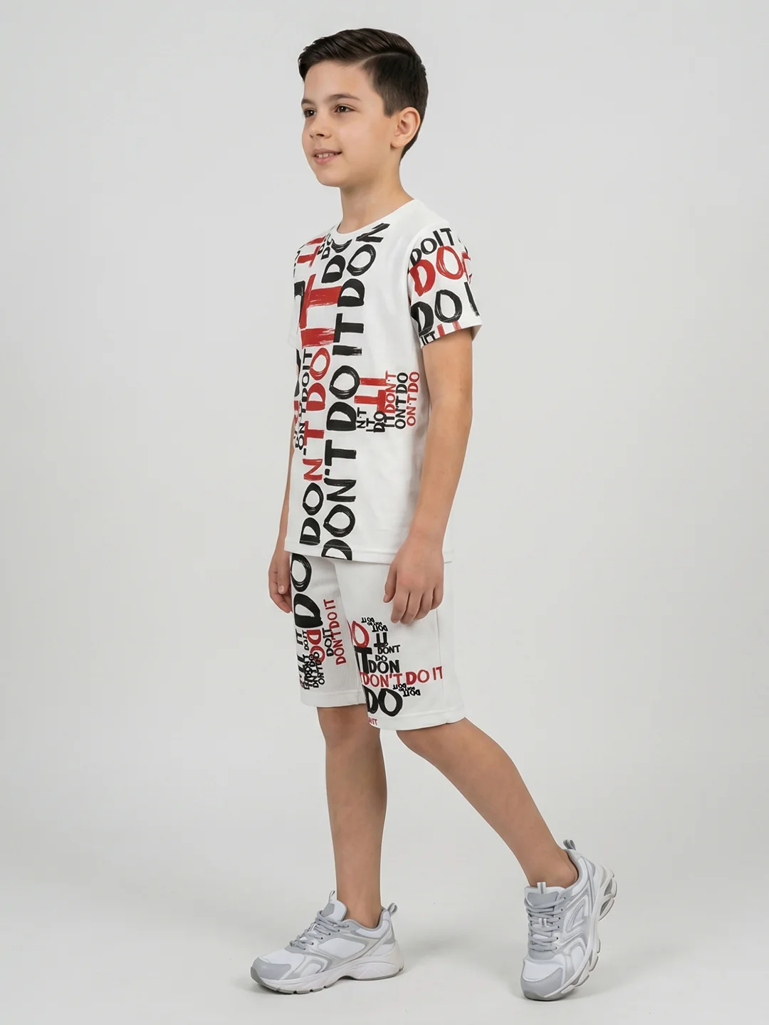 Boys White Printed Round Neck Half Sleeve Cords Set - Image 3