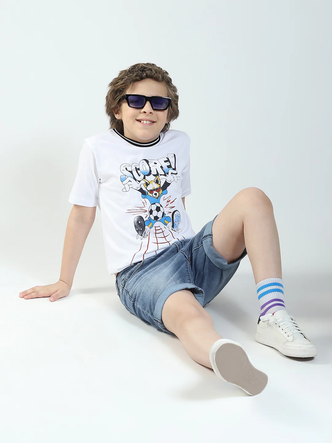 Boys White Printed Round Neck Half Sleeve T-Shirt - Image 2