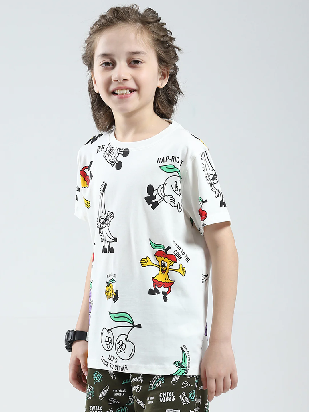 Boys White Printed Round Neck Half Sleeve T-Shirt - Image 3