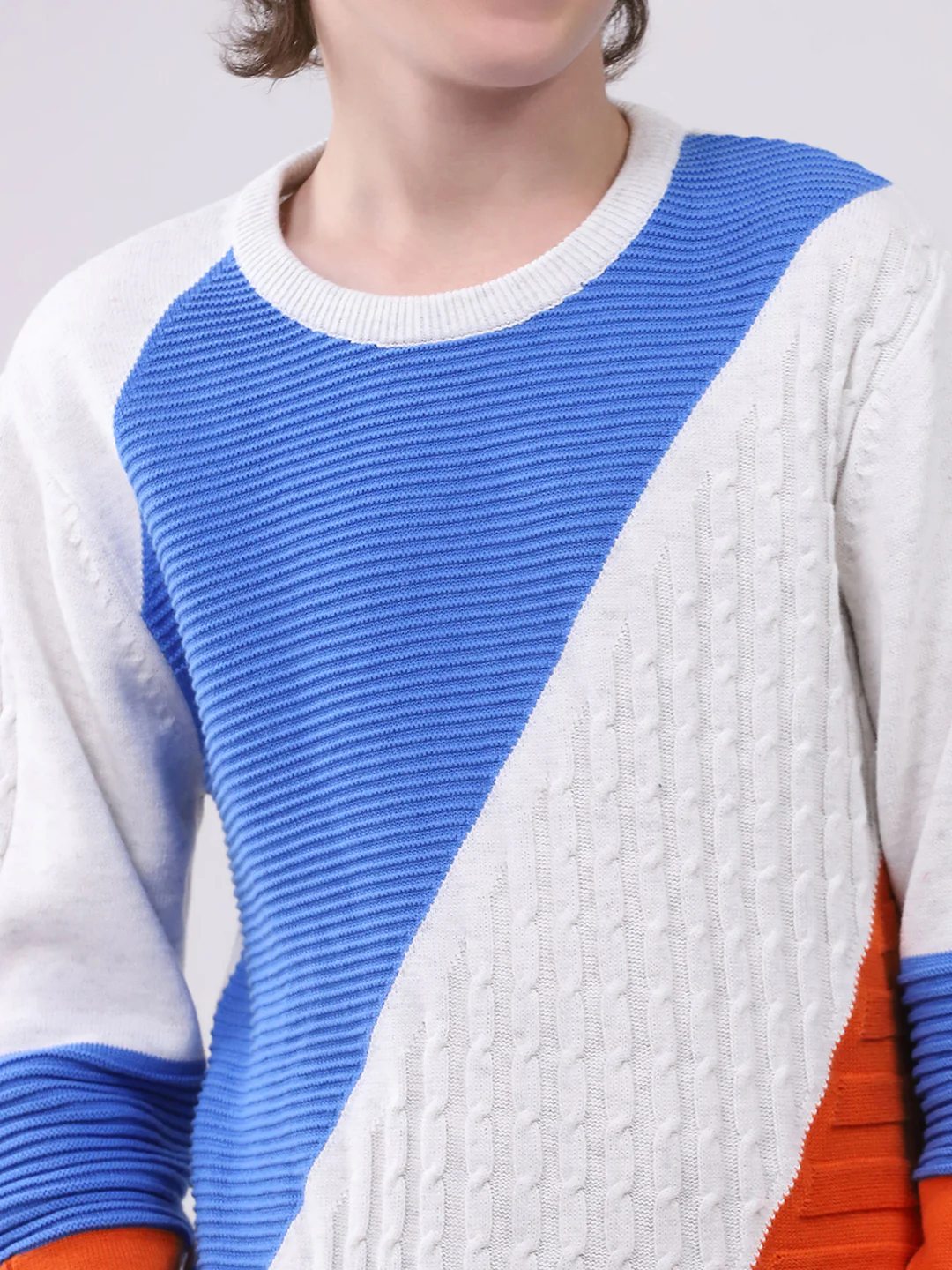 Boys White Self Design Round Neck Full Sleeve Pullover - Image 7