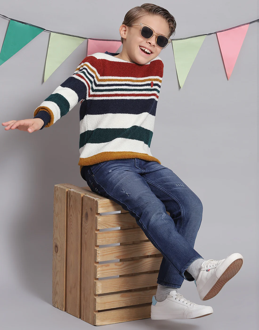 Boys White Stripe Round Neck Full Sleeve Sweater - Image 2