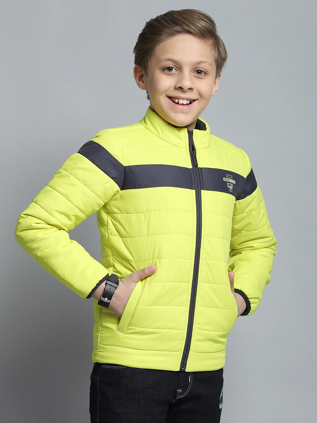 Boys Yellow Printed Mock Neck Full Sleeve Jacket - Image 4