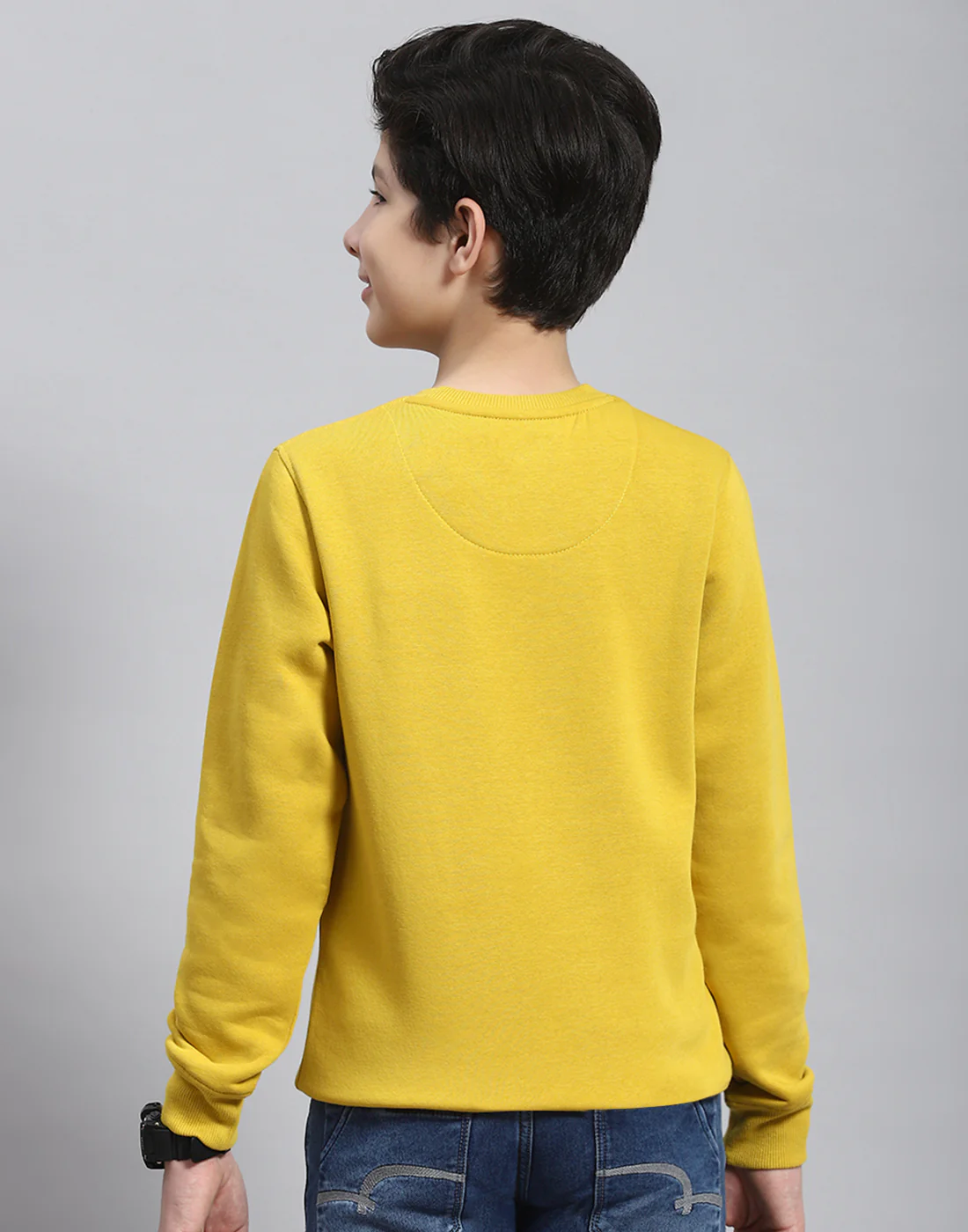 Boys Yellow Printed Round Neck Full Sleeve Sweatshirt - Image 5