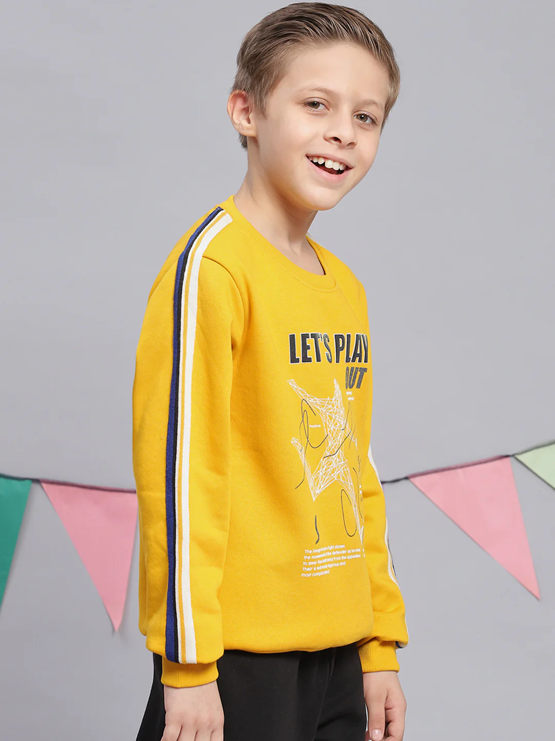 Boys Yellow Printed Round Neck Full Sleeve Sweatshirt - Image 4