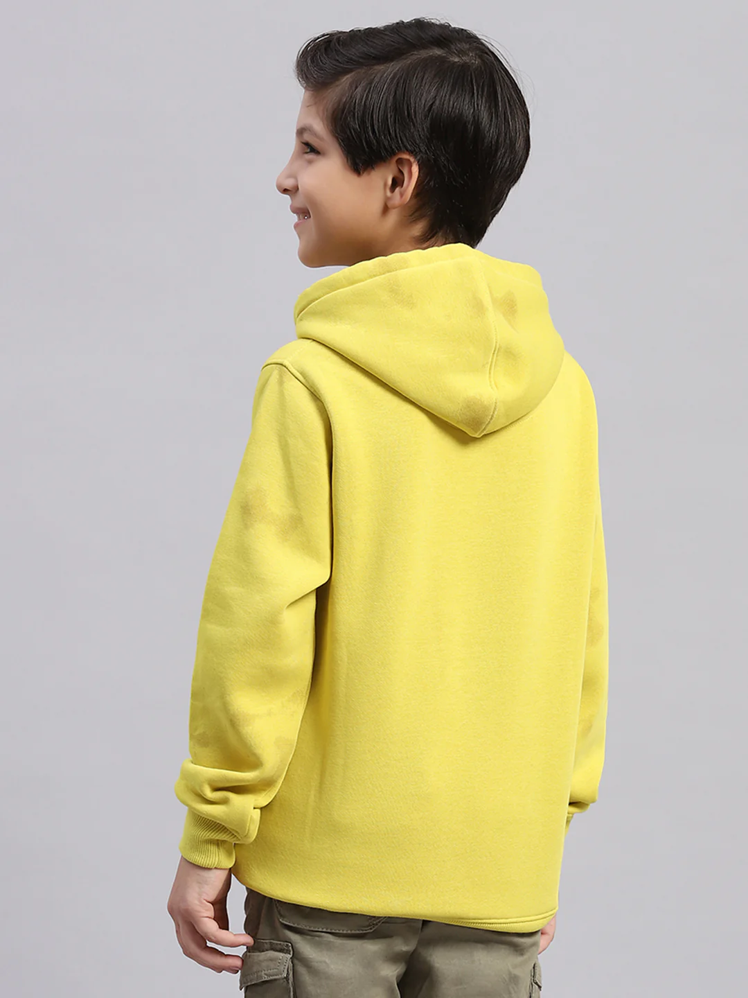 Boys Yellow Printed Round Neck Full Sleeve Sweatshirt - Image 5
