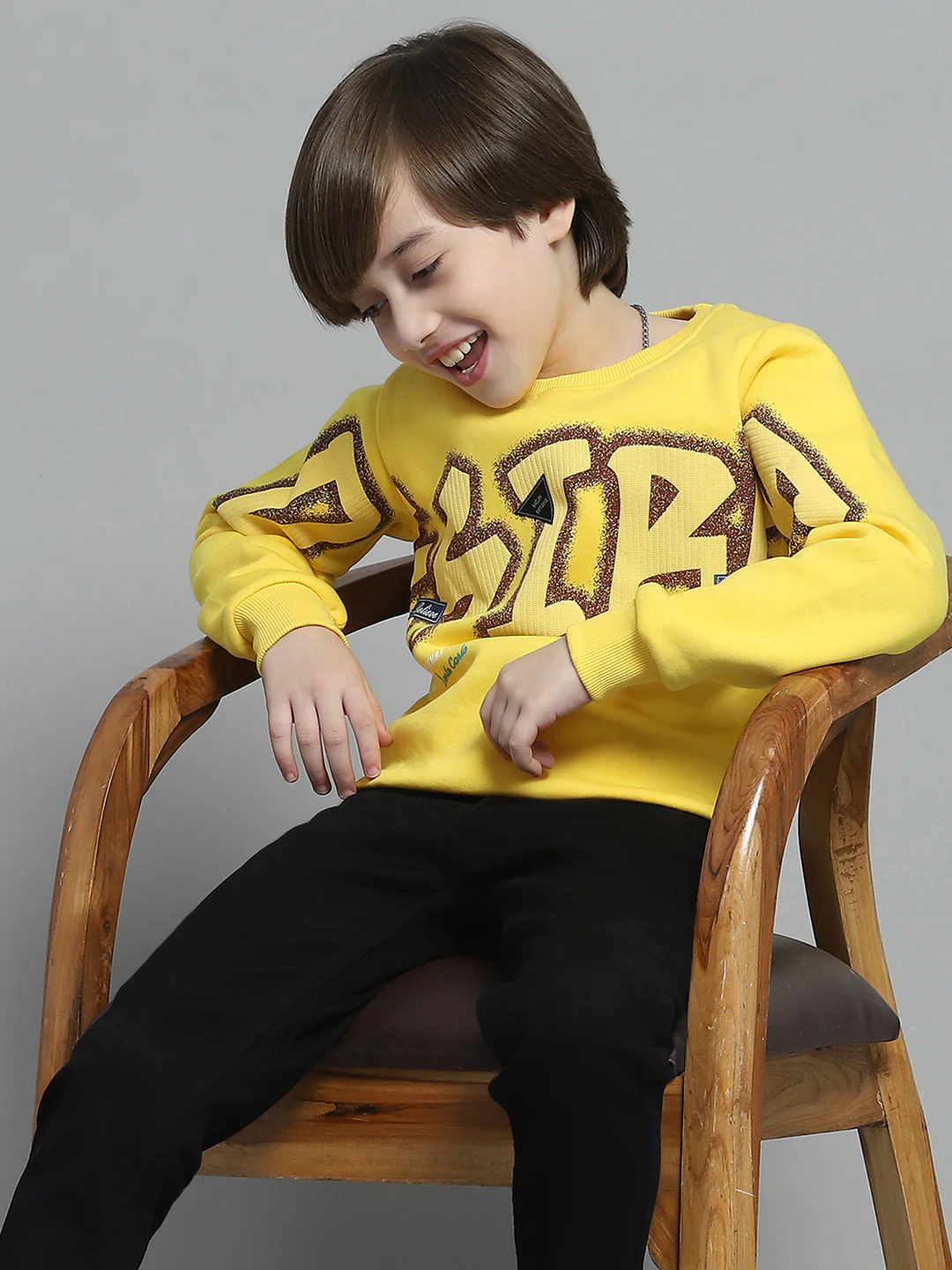 Boys Yellow Printed Round Neck Full Sleeve Sweatshirt - Image 6