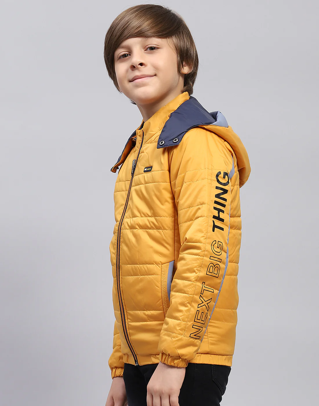 Boys Yellow Solid Hooded Full Sleeve Jacket - Image 4