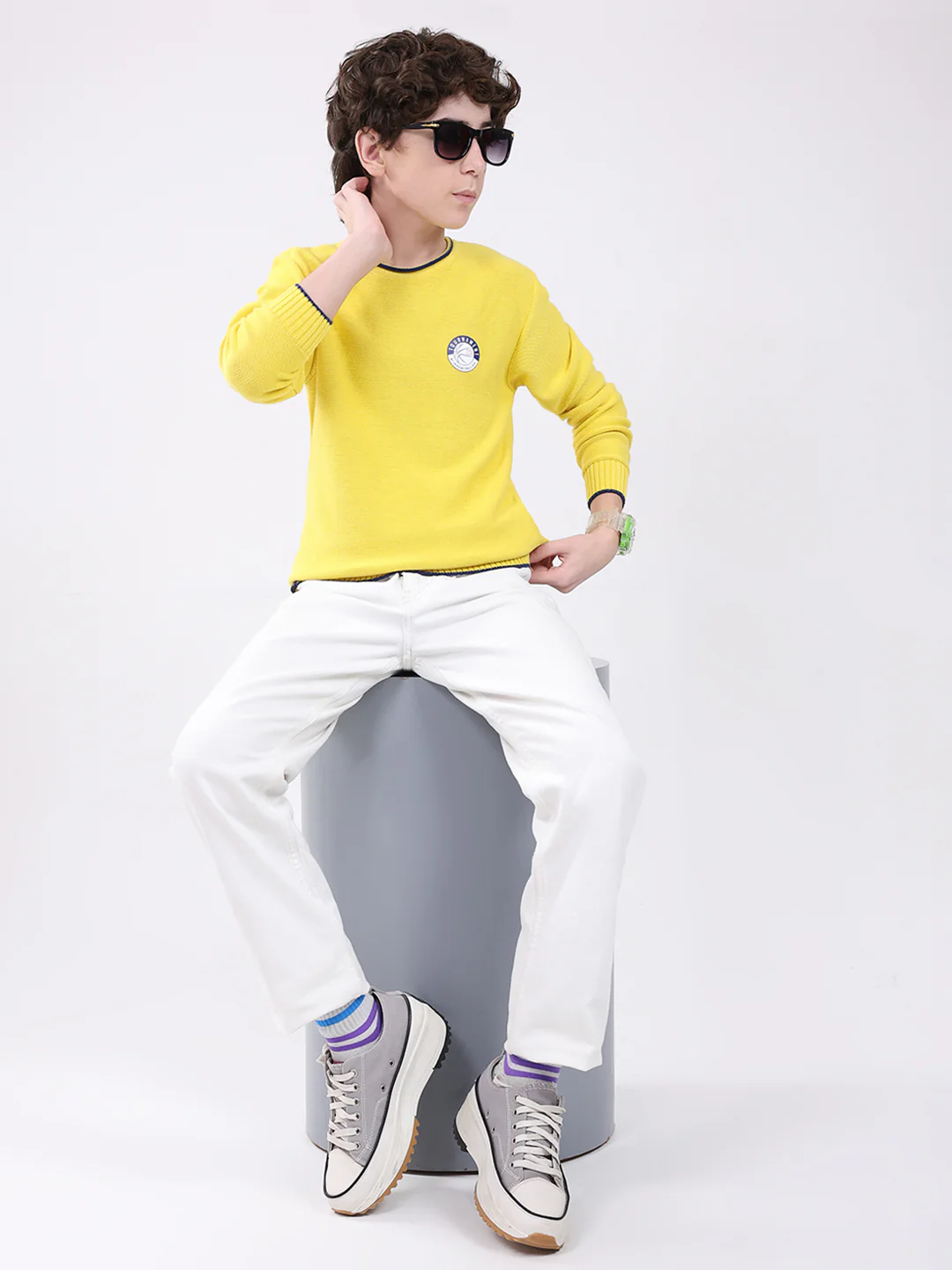 Boys Yellow Solid Round Neck Full Sleeve Pullover - Image 2