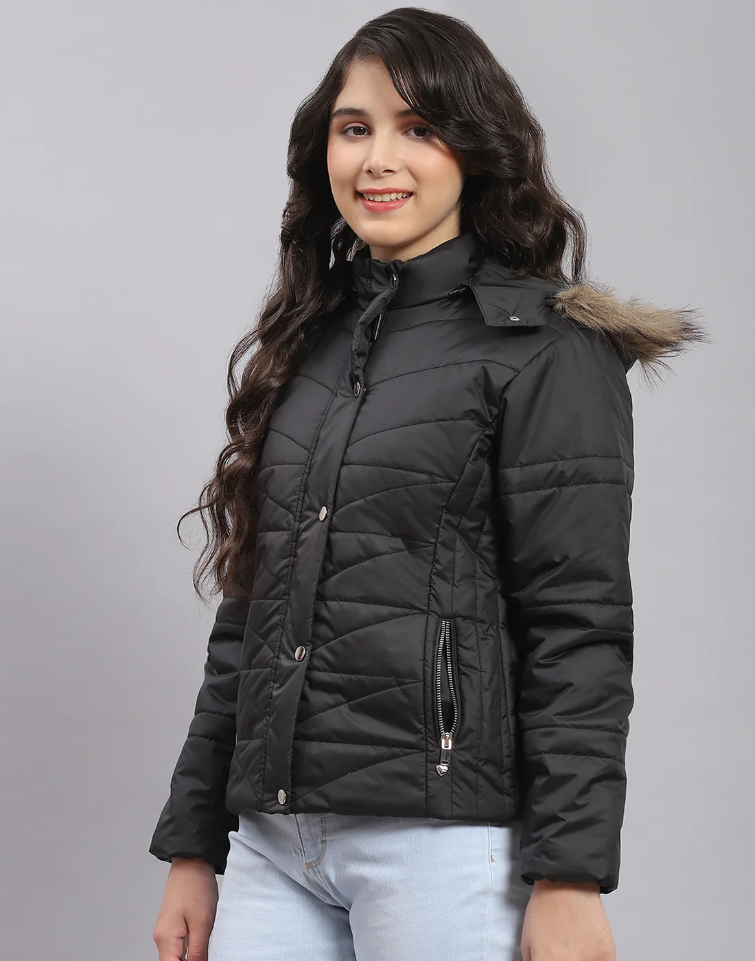Girls Black Solid Hooded Full Sleeve Girls Jacket - Image 3