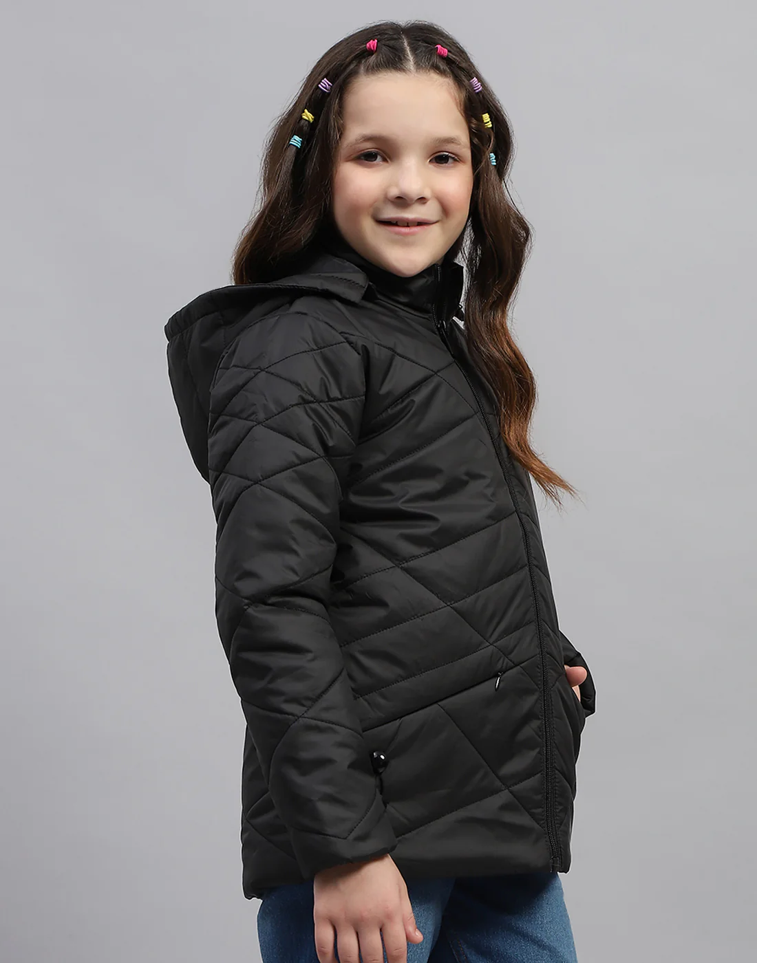 Girls Black Solid Hooded Full Sleeve Jacket - Image 4