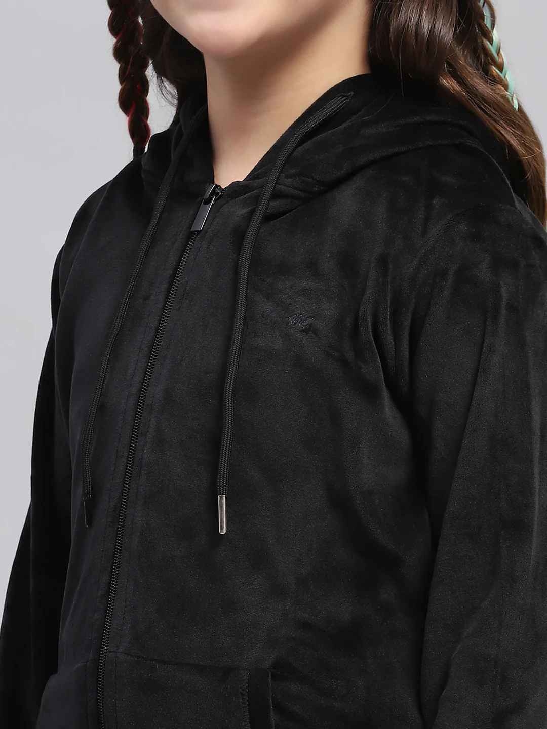 Girls Black Solid Hooded Full Sleeve Sweatshirt - Image 6