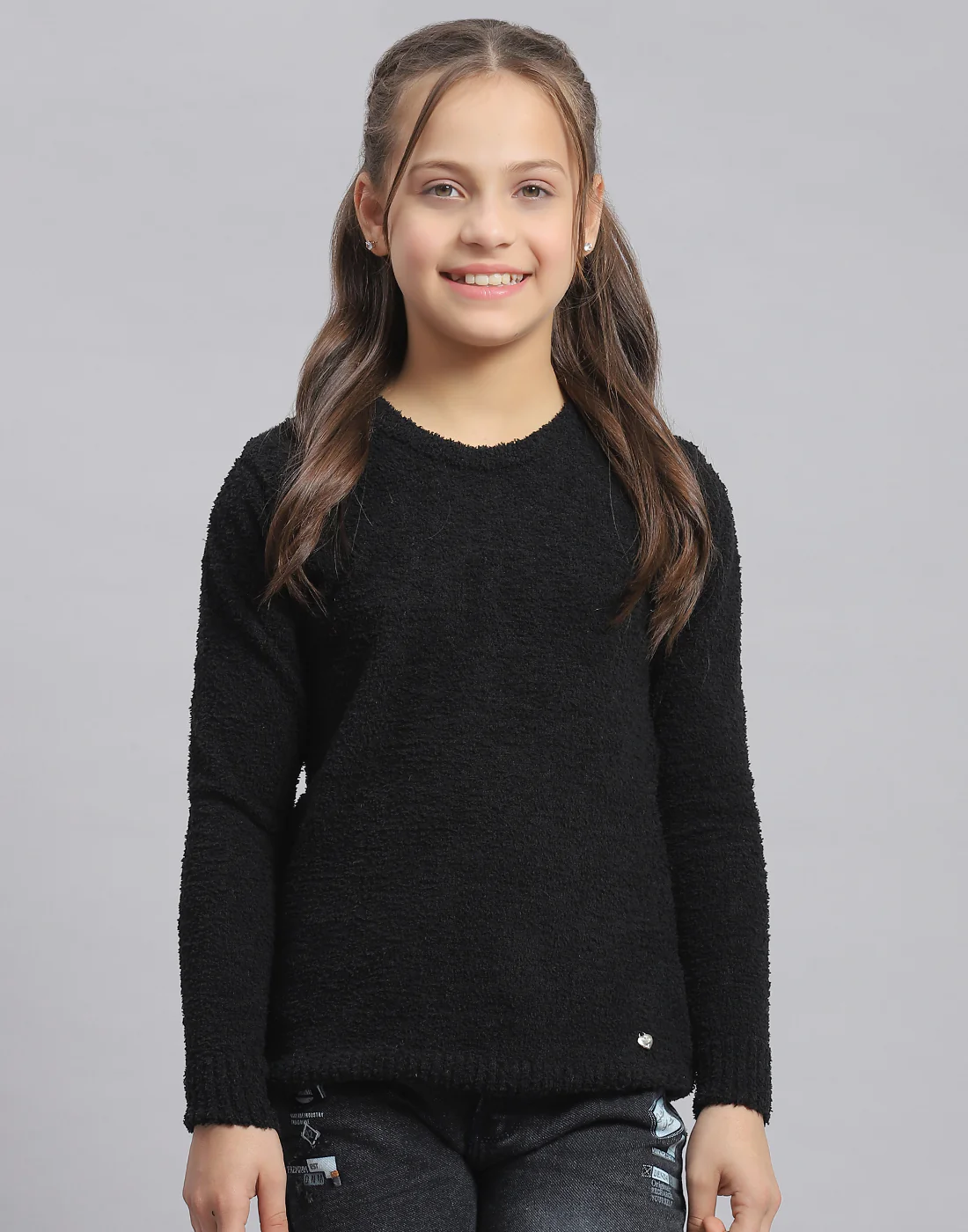 Girls Black Solid Round Neck Full Sleeve Sweater - Image 2