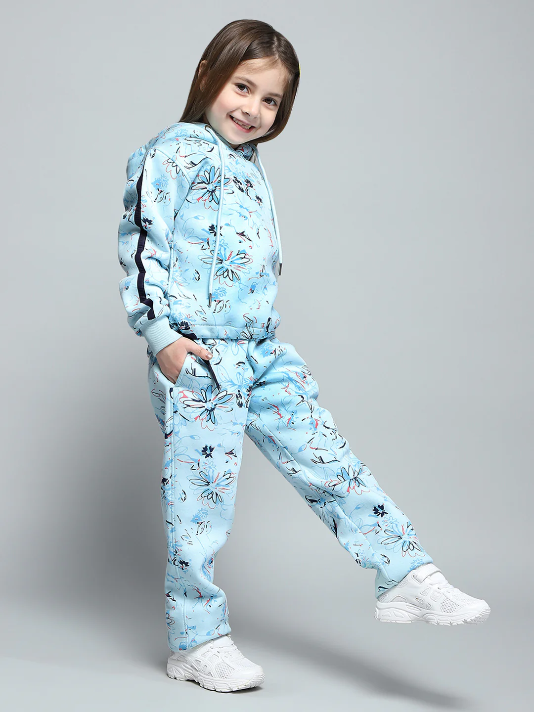 Girls Blue Printed Hooded Full Sleeve Tracksuit - Image 4