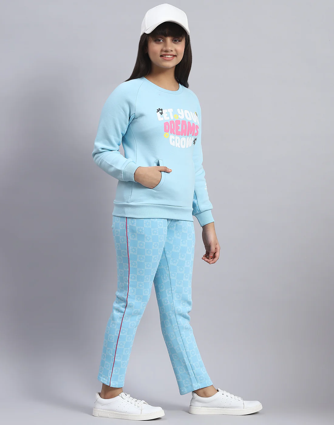 Girls Blue Printed Round Neck Full Sleeve Tracksuit - Image 5