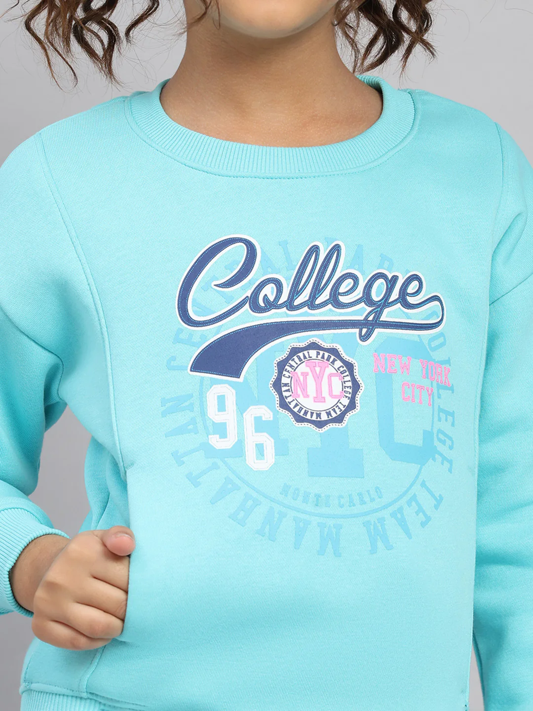 Girls Blue Printed Round Neck Full Sleeve Tracksuit - Image 6