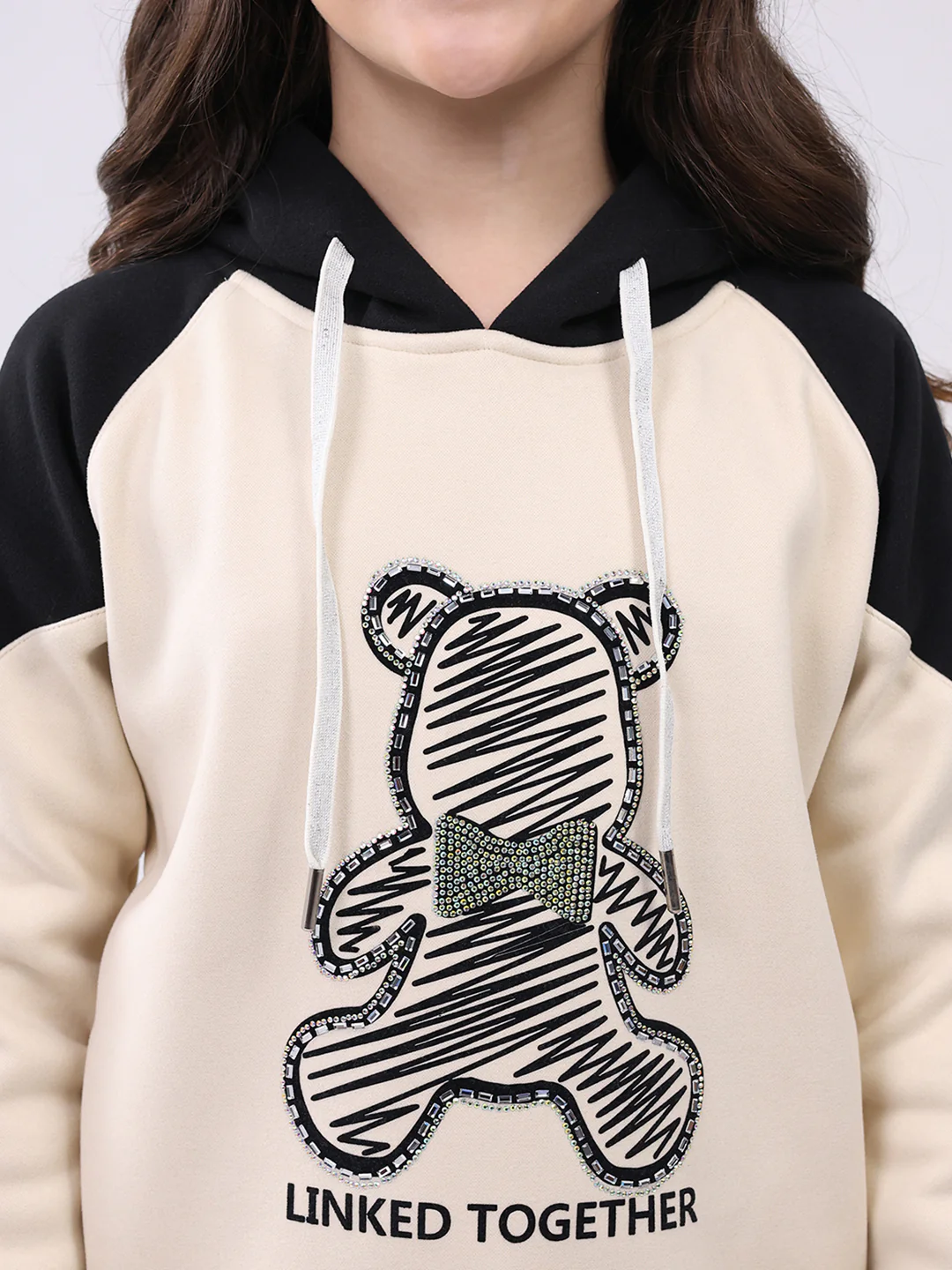 Girls Cream Printed Hooded Full Sleeve Sweatshirt - Image 7