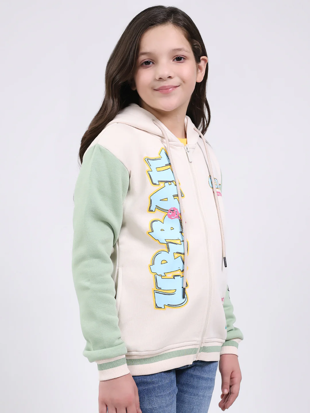 Girls Cream Printed Hooded Full Sleeve Sweatshirt - Image 4