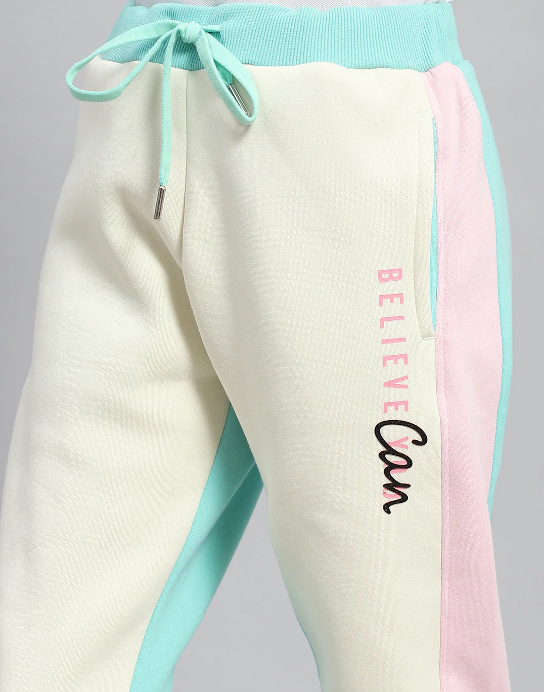 Girls Cream Printed Hooded Full Sleeve Tracksuit - Image 7