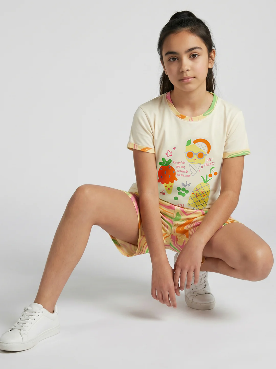 Girls Cream Printed Round Neck Half Sleeve Shorts Set - Image 5