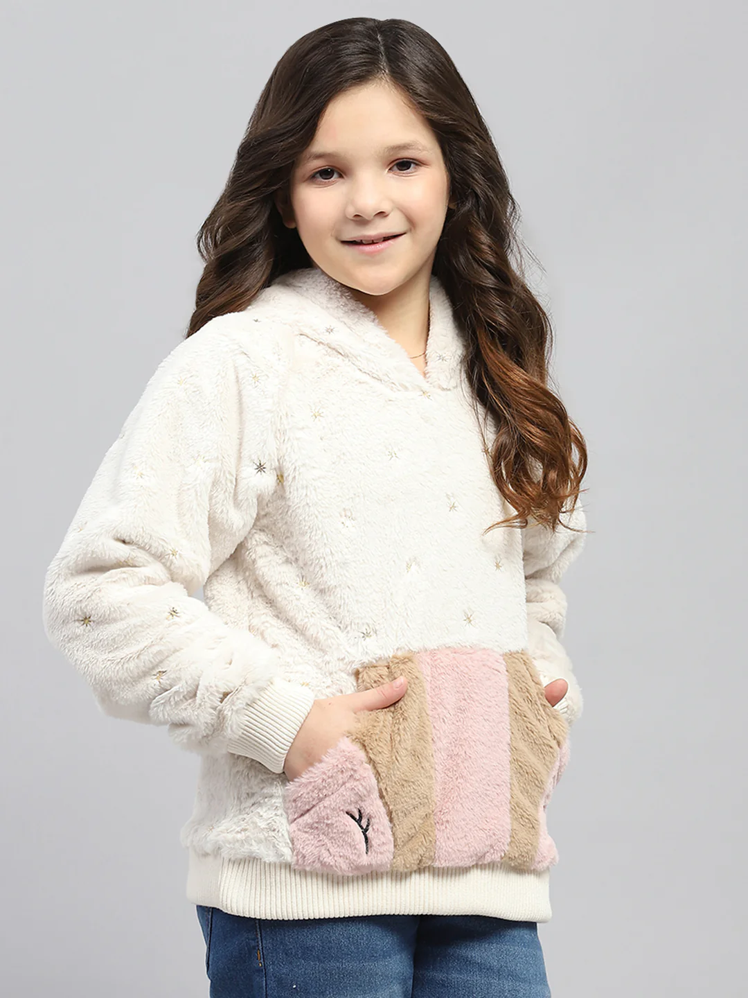 Girls Cream Self Design Hooded Full Sleeve Sweatshirt - Image 4