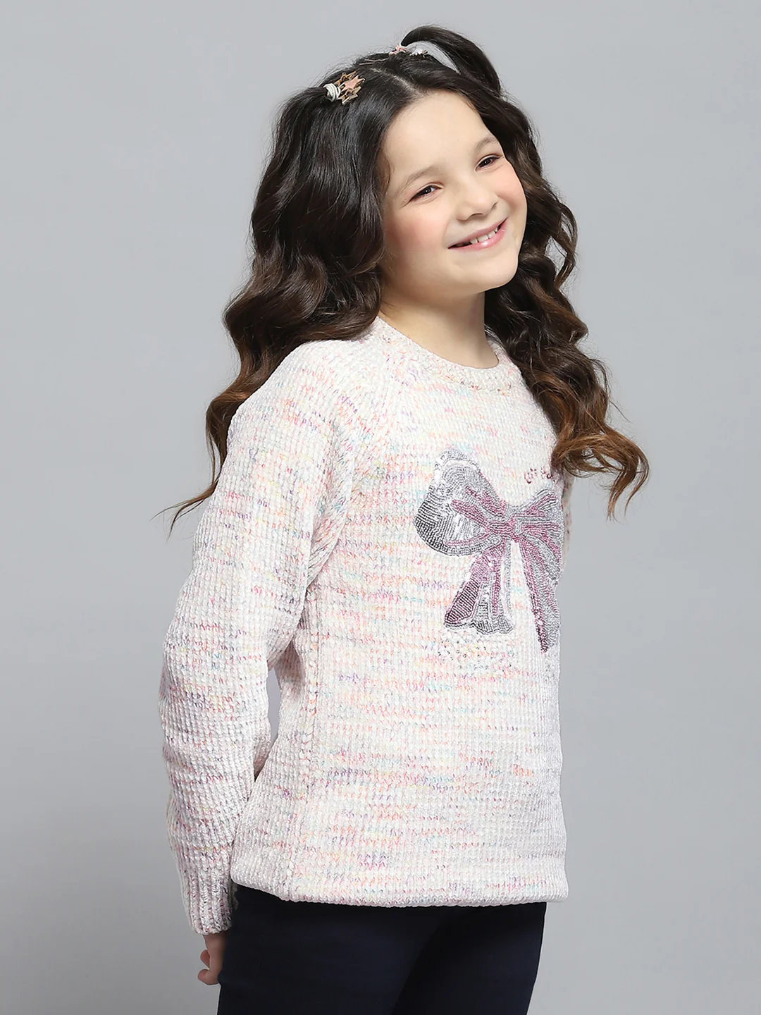 Girls Cream Self Design Round Neck Full Sleeve Winter Top - Image 4