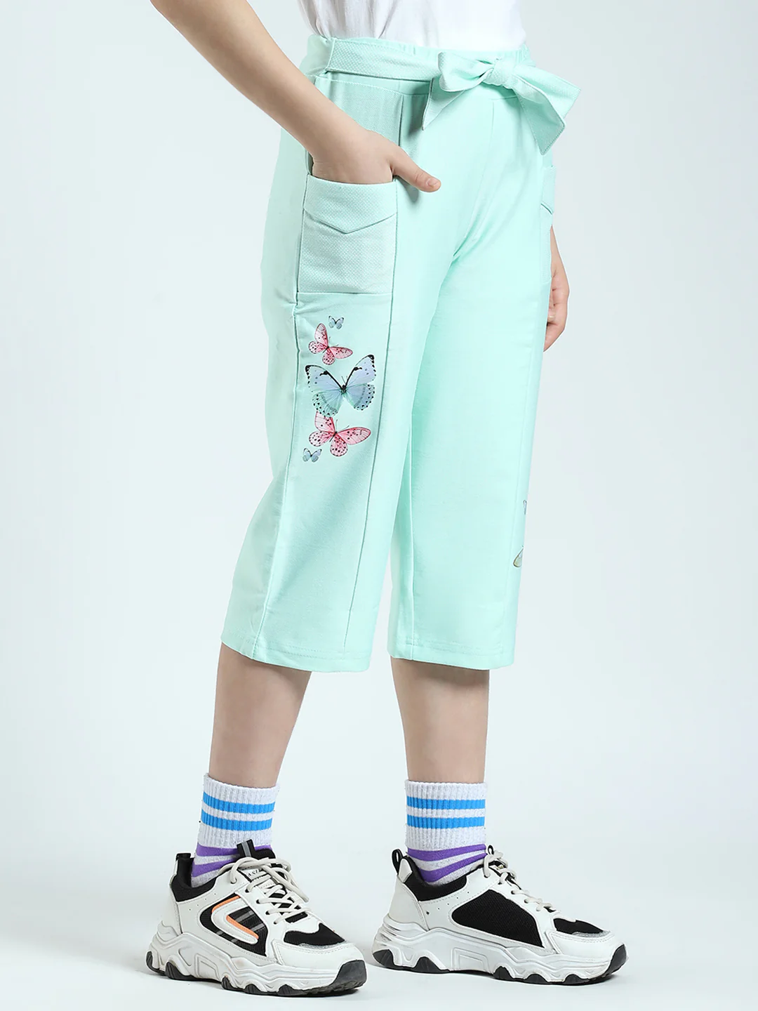Girls Green Printed Regular Fit Capri - Image 4