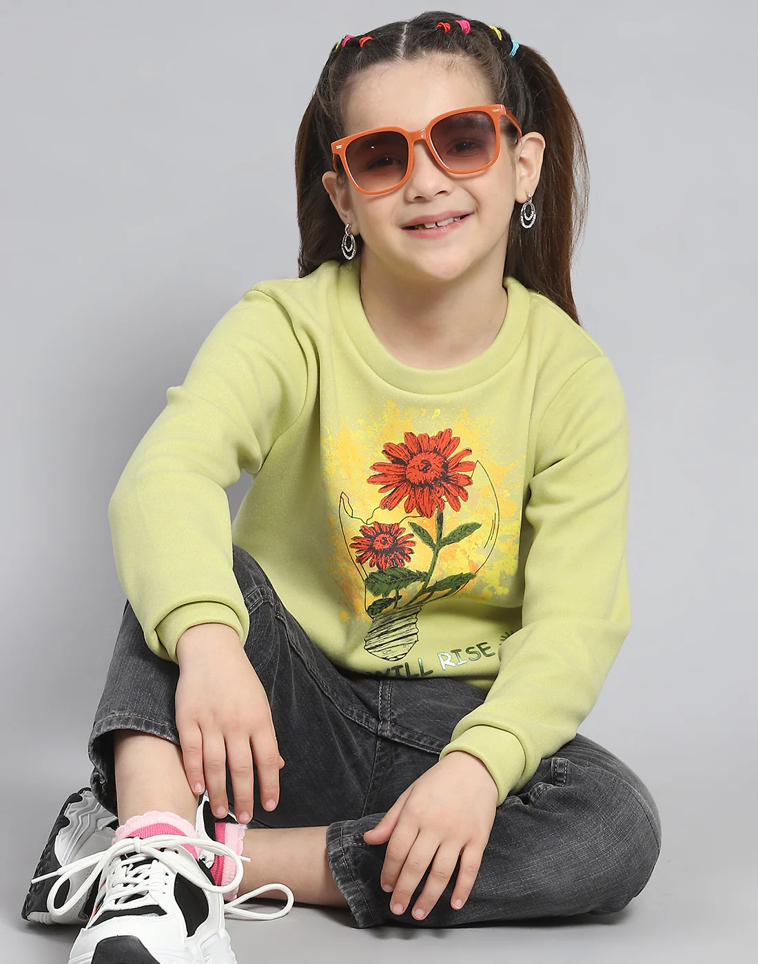 Girls Green Printed Round Neck Full Sleeve Sweatshirt - Image 6
