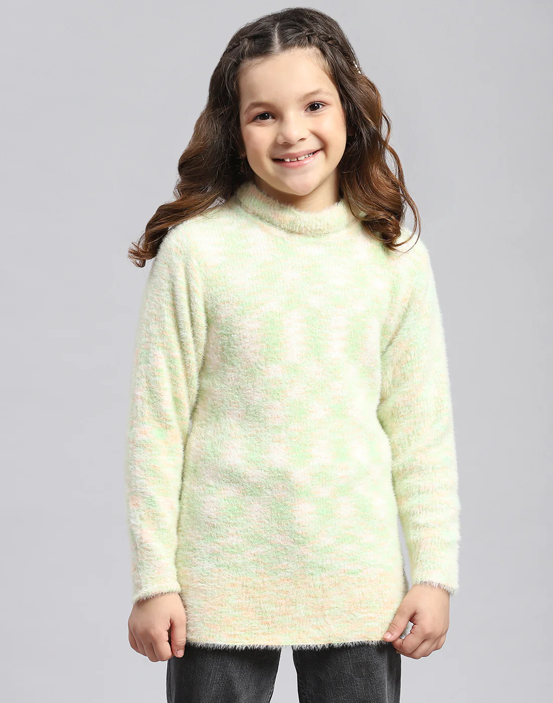 Girls Green Self Design T Neck Full Sleeve Sweatshirt - Image 4