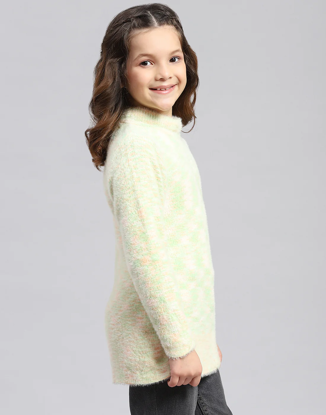 Girls Green Self Design T Neck Full Sleeve Sweatshirt - Image 7