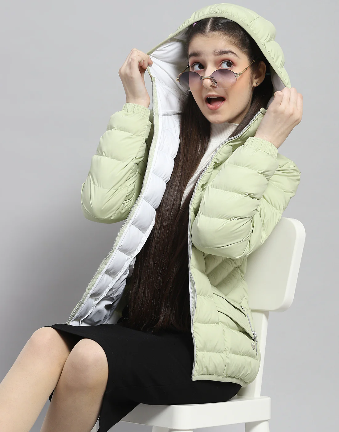 Girls Green Solid Hooded Full Sleeve Girls Jacket - Image 6