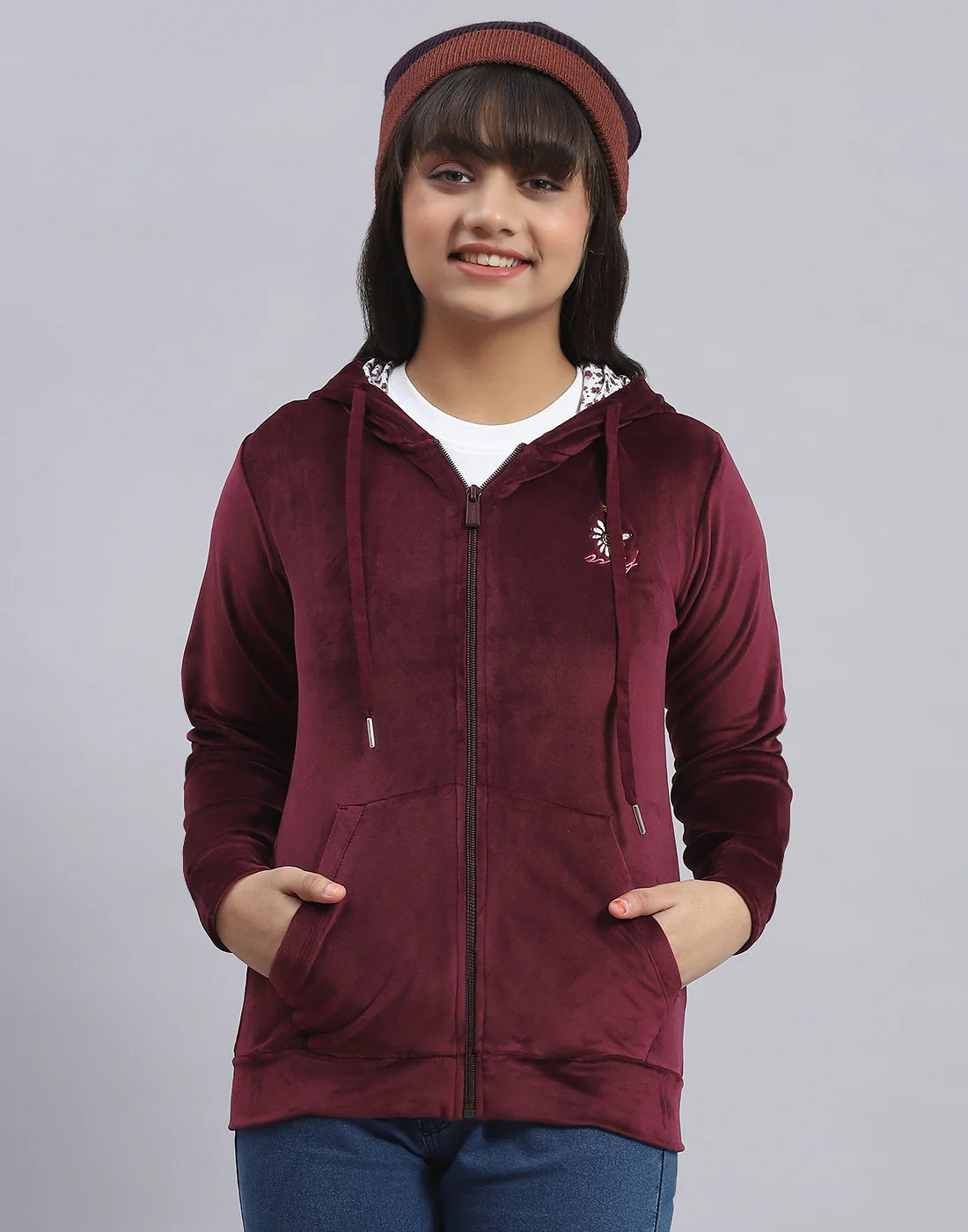 Girls Maroon Solid Hooded Full Sleeve Sweatshirt - Image 3