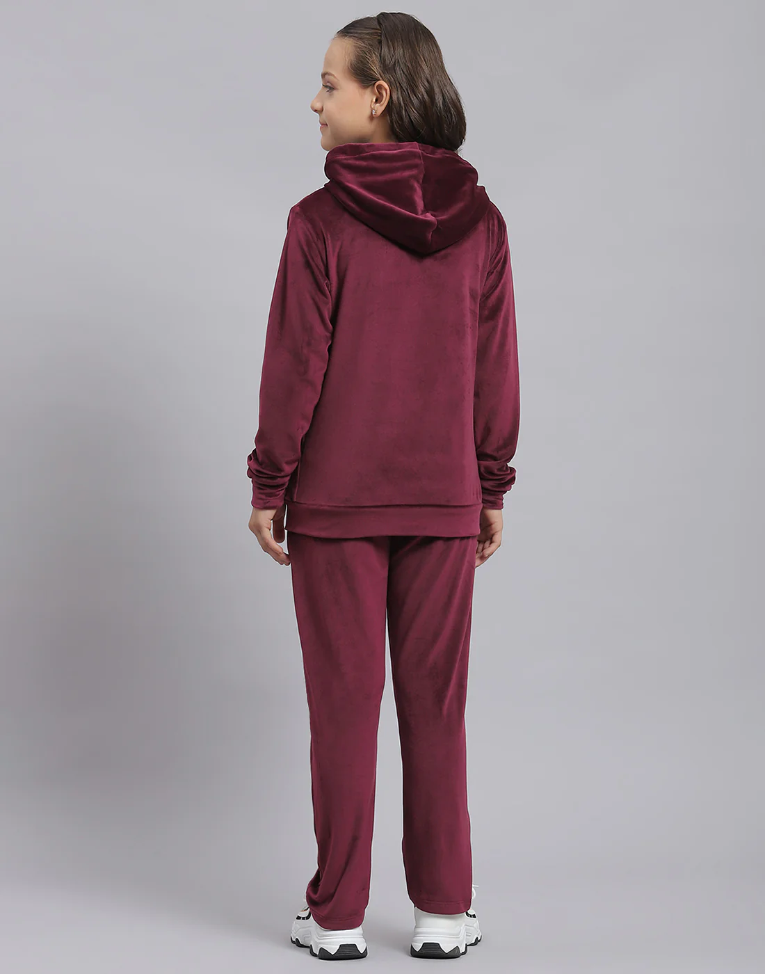 Girls Maroon Solid Hooded Full Sleeve Tracksuit - Image 6