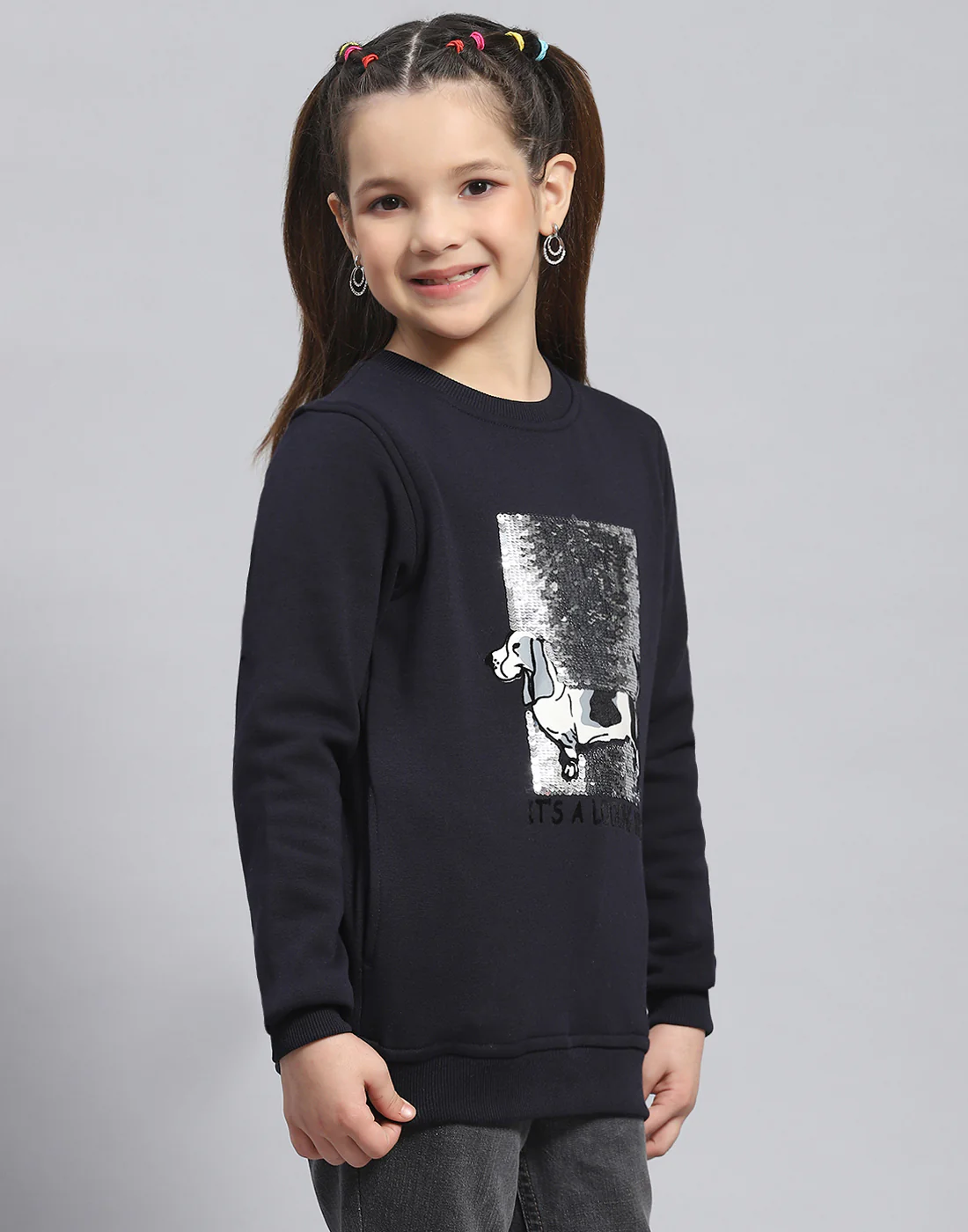 Girls Navy Blue Embellished Round Neck Full Sleeve Sweatshirt - Image 4