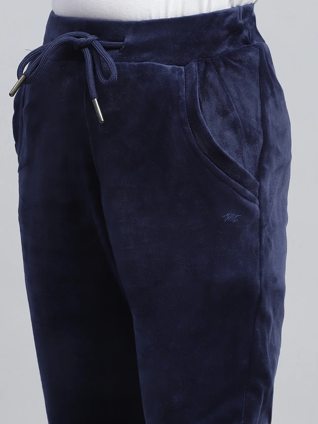 Girls Navy Blue Solid Hooded Full Sleeve Tracksuit - Image 9