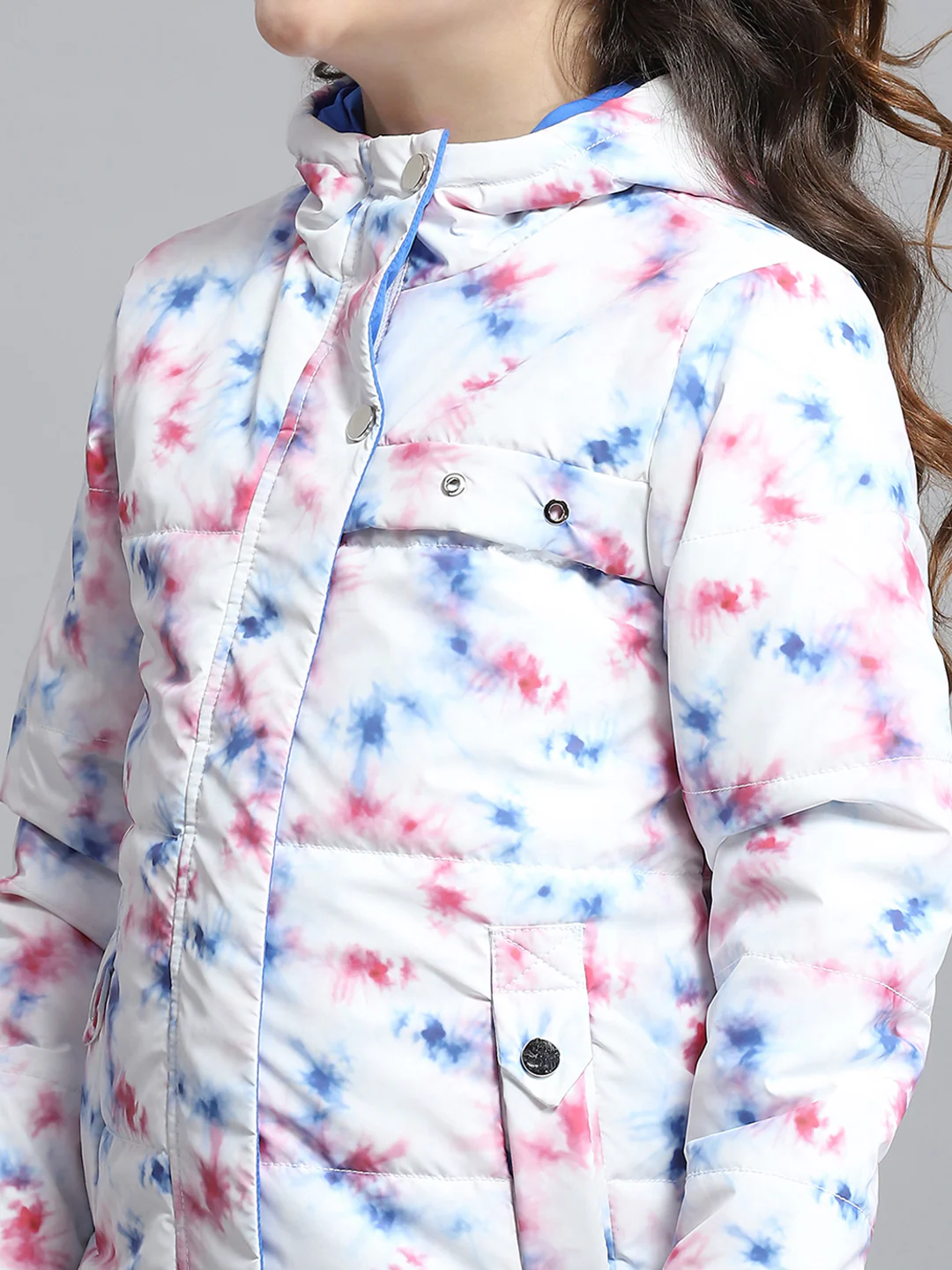 Girls Off White Printed Hooded Full Sleeve Jacket - Image 7