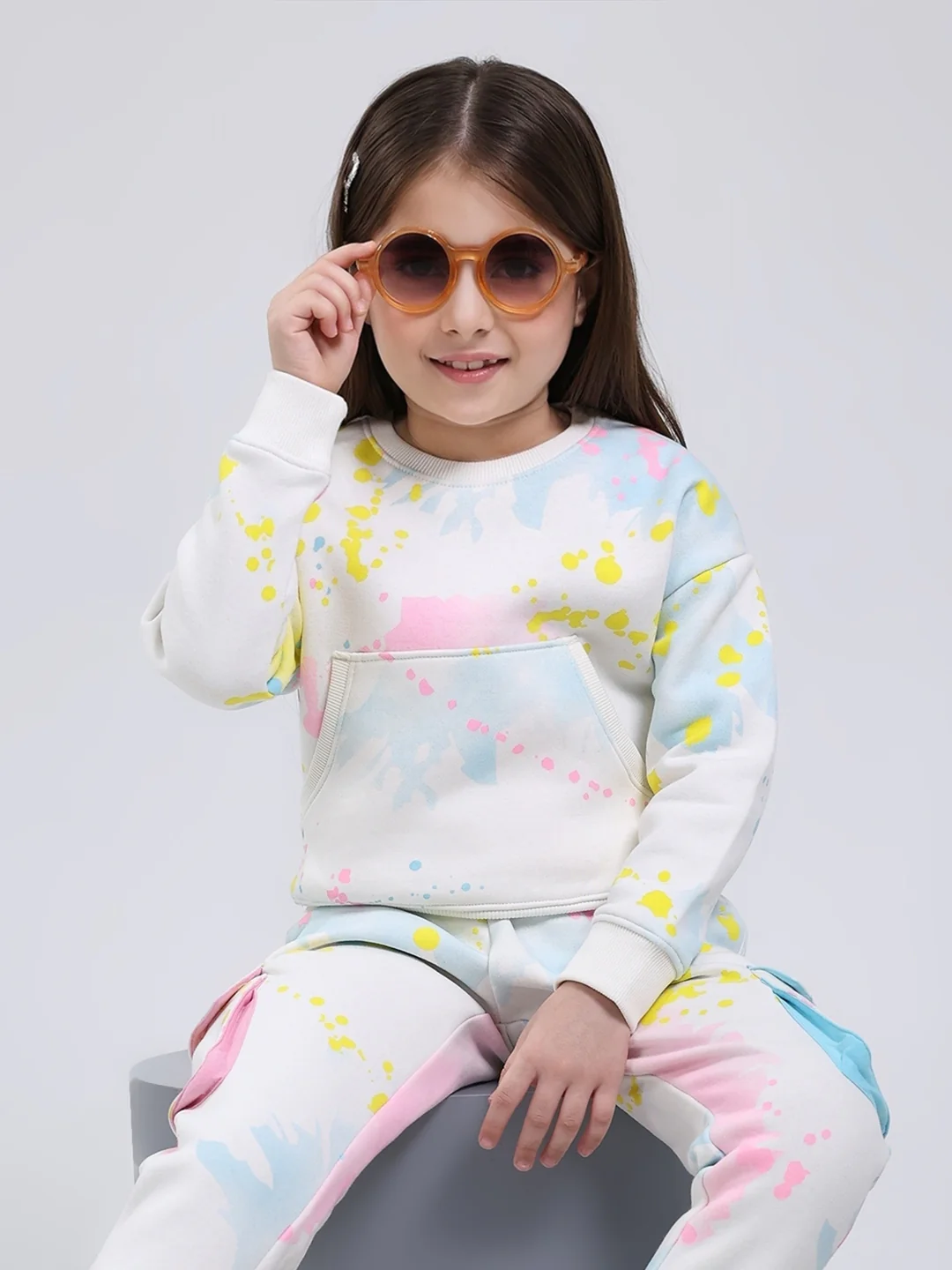 Girls Off White Printed Round Neck Full Sleeve Tracksuit - Image 5