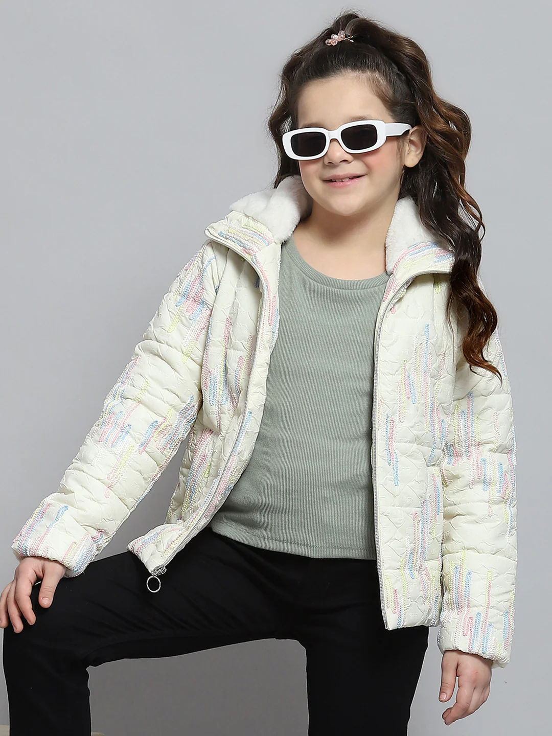 Girls Off White Self Design Collar Full Sleeve Jacket - Image 6