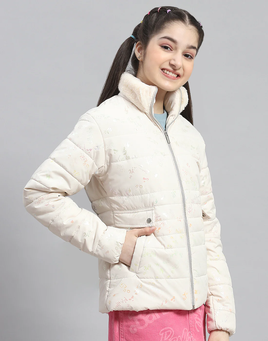 Girls Off White Solid Stand Collar Full Sleeve Girls Jacket - Image 3