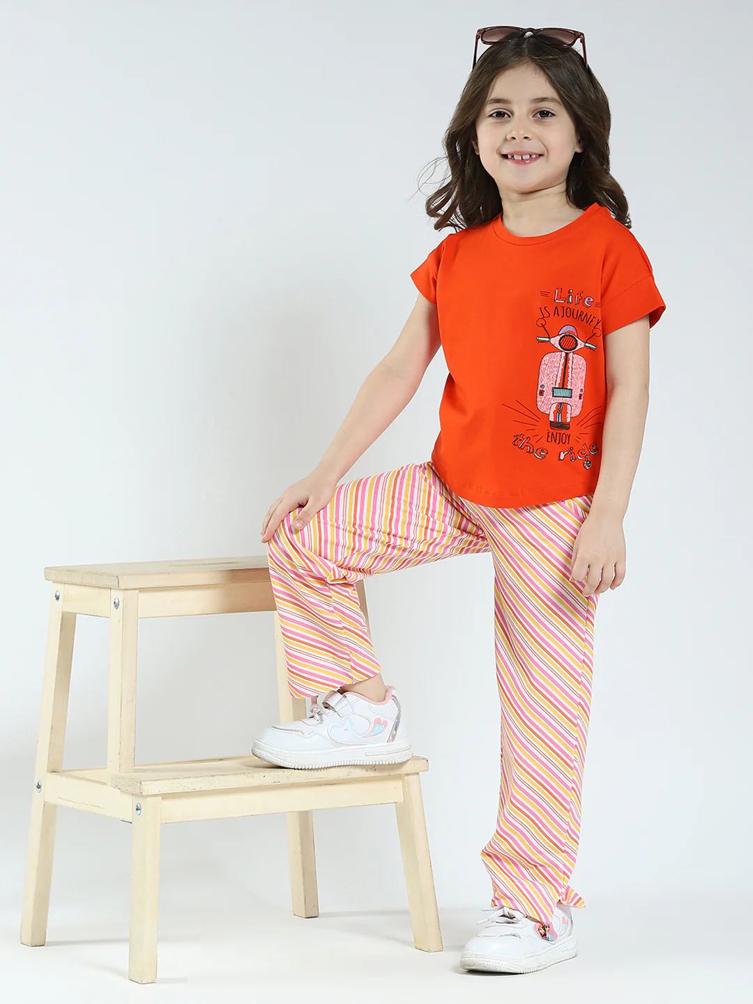 Girls Orange Printed Round Neck Half Sleeve Lower Set - Image 2