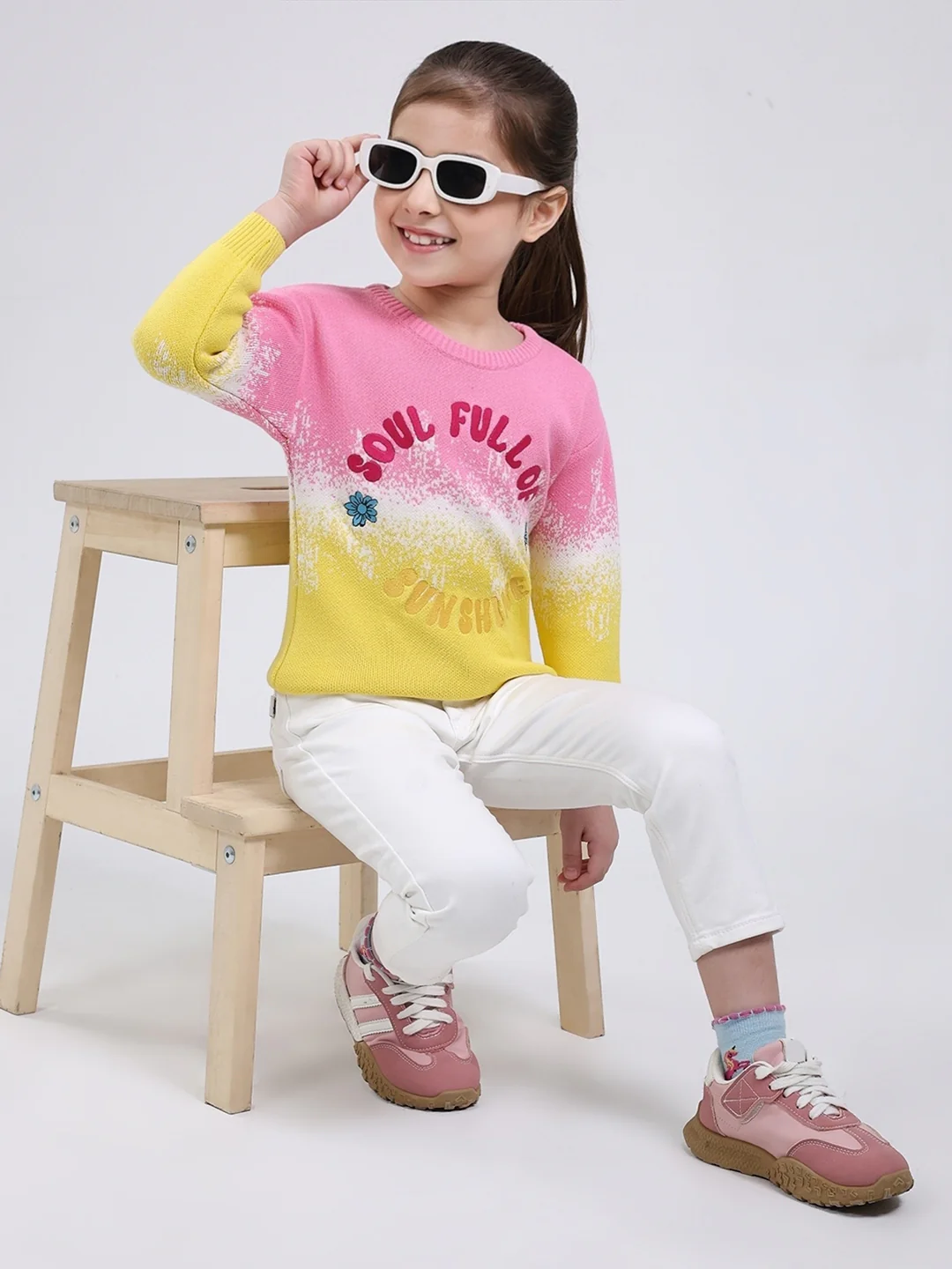 Girls Pink Embroidered Round Neck Full Sleeve Pullover - Image 2