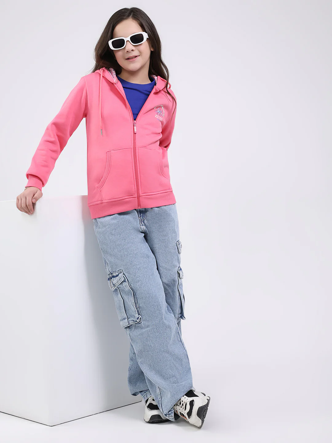Girls Pink Printed Hooded Full Sleeve Sweatshirt - Image 2