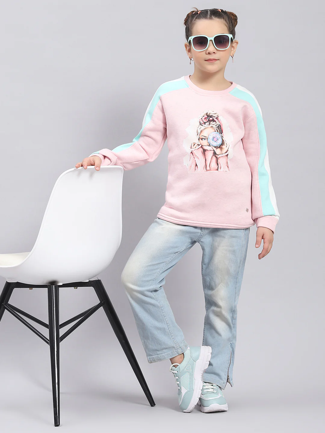 Girls Pink Printed Round Neck Full Sleeve Sweatshirt - Image 2