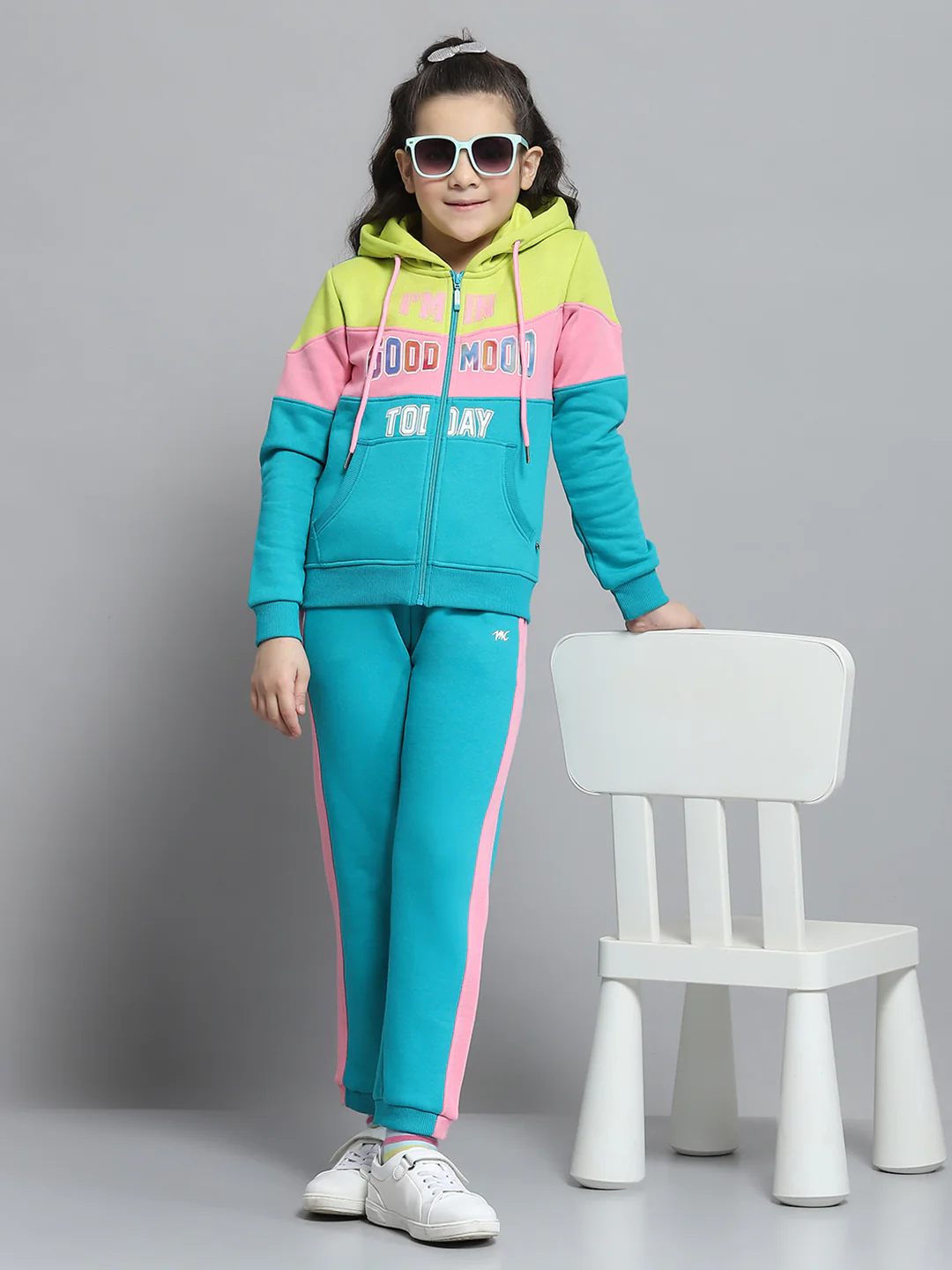 Girls Teal Blue Printed Hooded Full Sleeve Tracksuit - Image 2