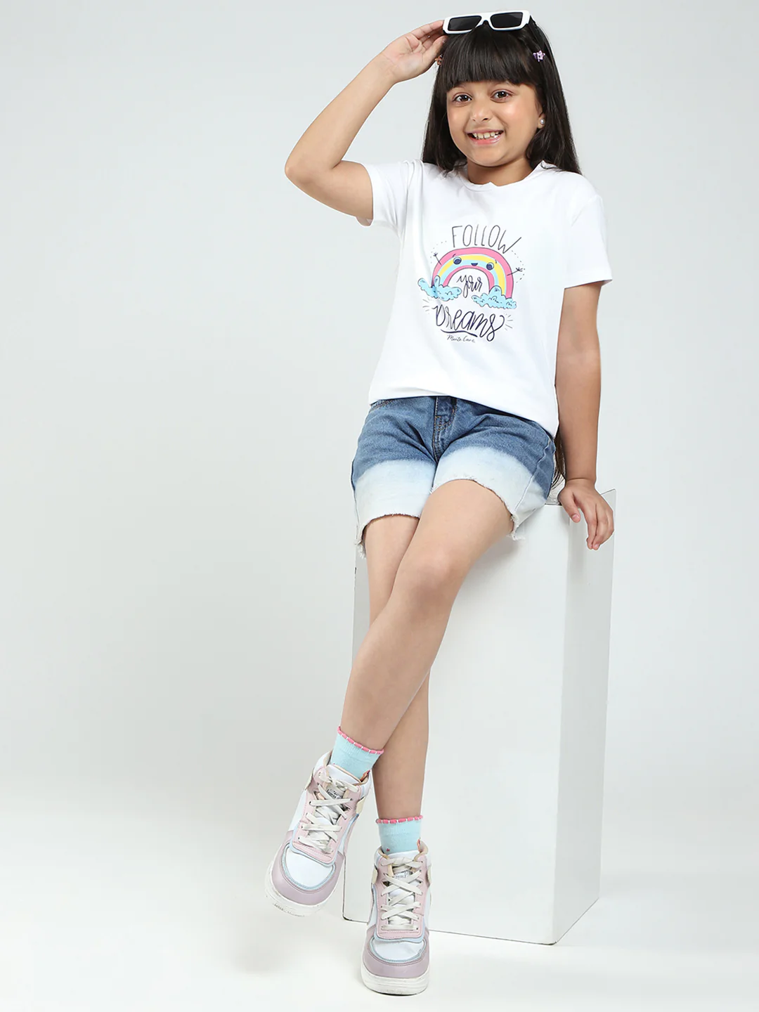 Girls White & Pink Printed Round Neck Half Sleeve Top 2Pc Set - Image 2