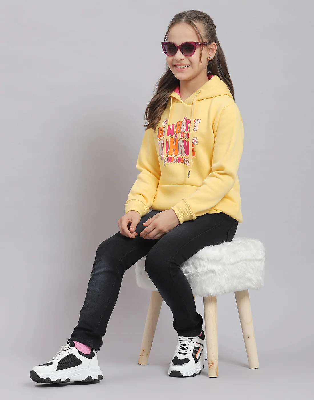 Girls Yellow Printed Hooded Full Sleeve Sweatshirt - Image 2