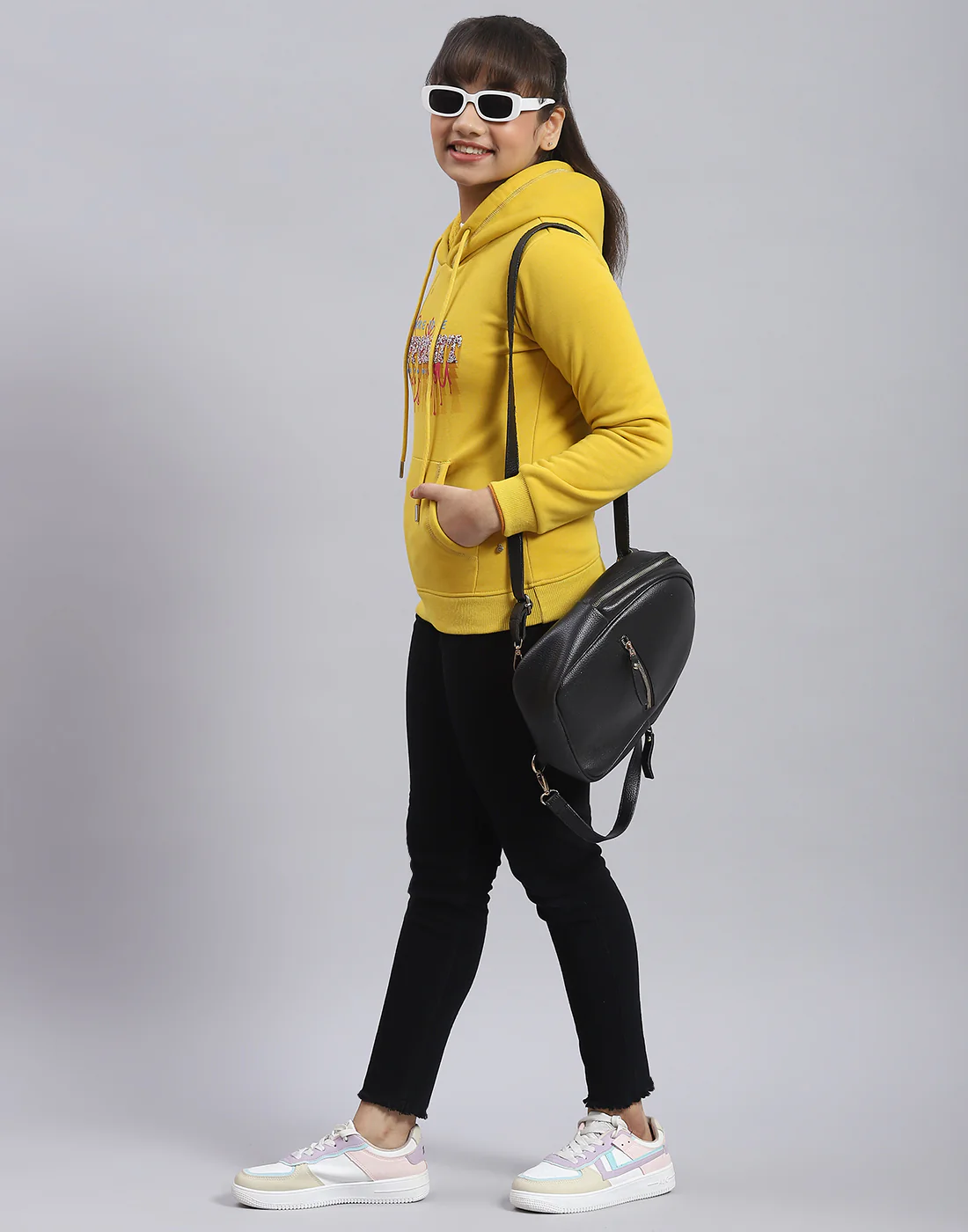 Girls Yellow Printed Hooded Full Sleeve Sweatshirt - Image 2