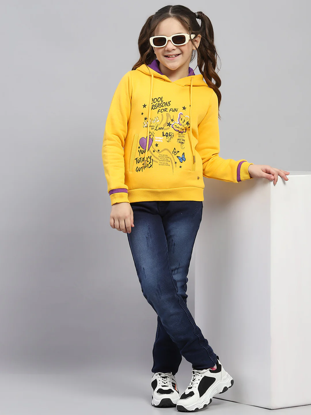 Girls Yellow Printed Hooded Full Sleeve Sweatshirt - Image 5