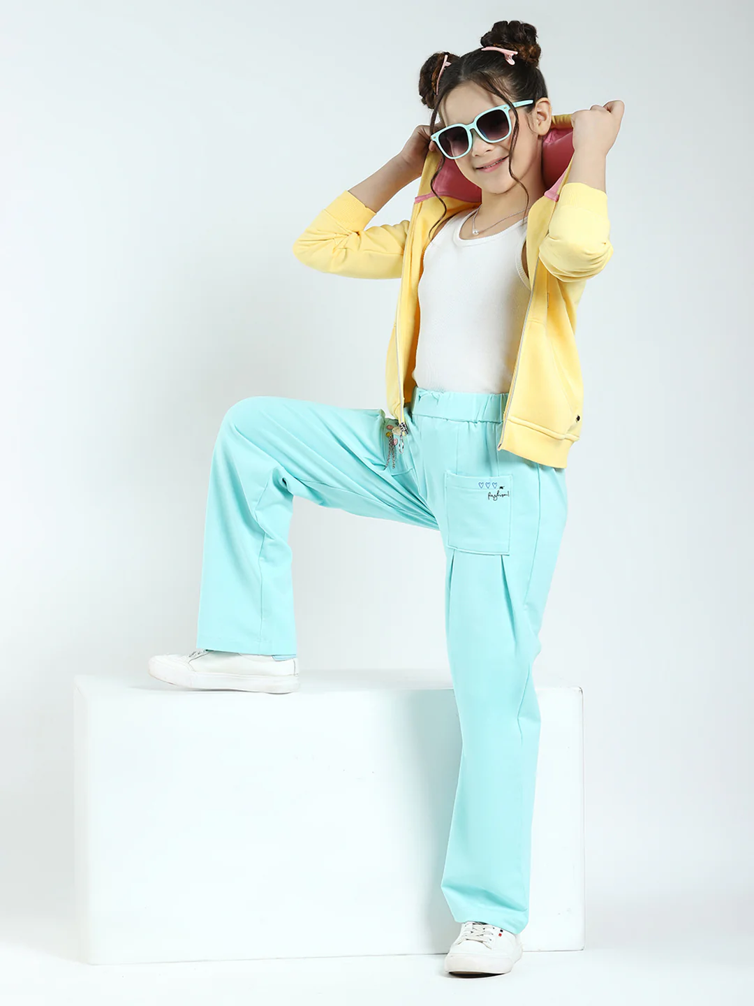 Girls Yellow Printed Hooded Full Sleeve Sweatshirt - Image 2