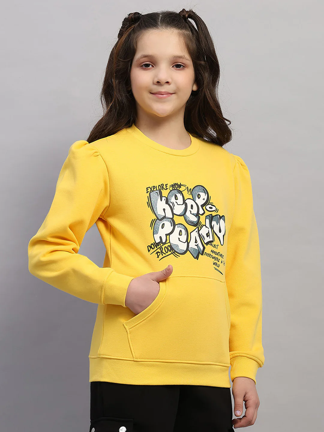 Girls Yellow Printed Round Neck Full Sleeve Sweatshirt - Image 4